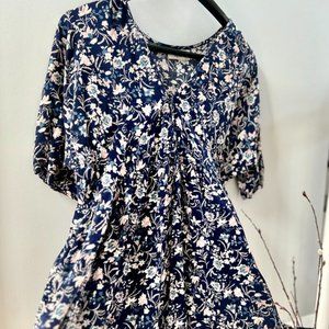 NATURAL LIFE- Stella V-neck Dress